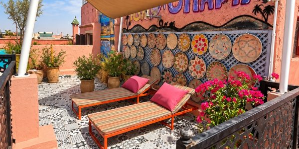 riad-dar-chadia-rooftop-transats